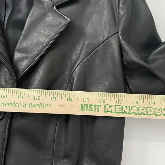 Vintage John Michael Cropped 100% Leather Jacket Size M Soft Made in USA Chic - Picture 11 of 16